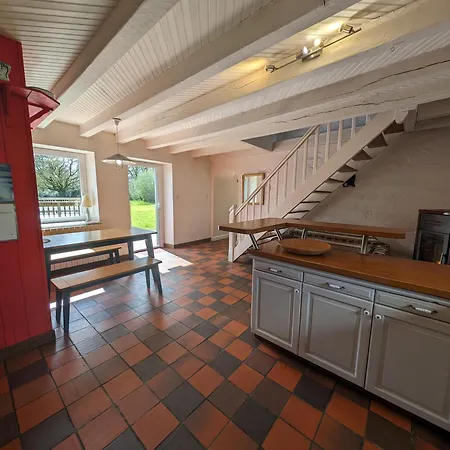 Vakantiehuis Maison De Campagne Piscine Chauffee - 10 Pers Pontchâteau