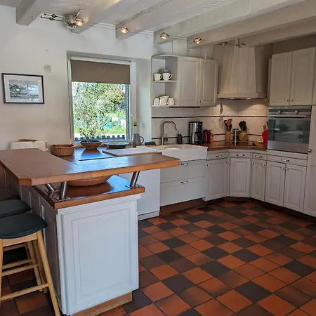 Vakantiehuis Maison De Campagne Piscine Chauffee - 10 Pers *